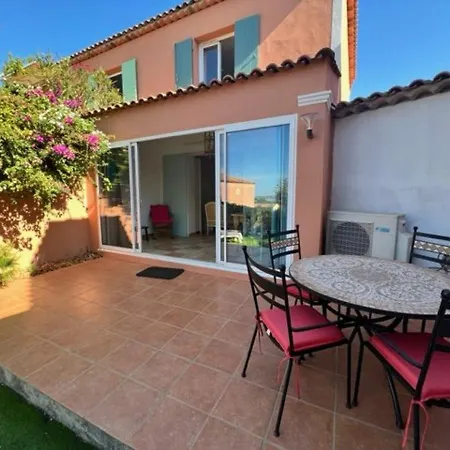 Maison Climatisee 2 Chambres, Proche Village, Terrasse, Jardinet, Piscine, Parking Prive - Fr-1-726-14 펜션